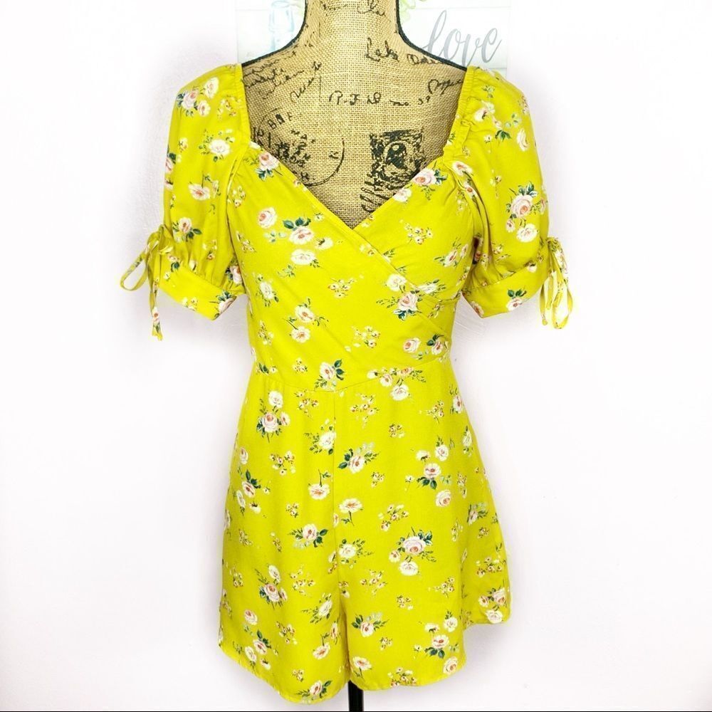 Ten Sixty Sherman Floral Smocked Back Romper Yellow Small Puff Sleeve Cottage